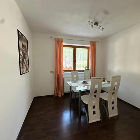 Wohnen Direkt Am Waldrand شقة *